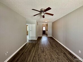 1103 W La Rua St in Pensacola, FL - Building Photo - Building Photo