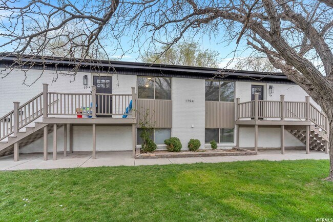 property at 1794 Niles Ave