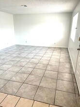1900 Goldfield St in North Las Vegas, NV - Building Photo - Building Photo