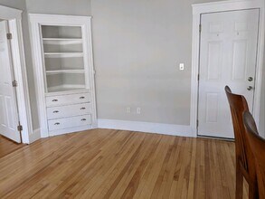 8 Cedar St in Haverhill, MA - Building Photo - Building Photo
