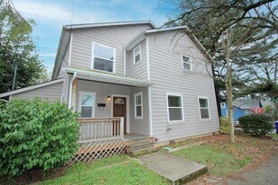 6731 N Albina Ave in Portland, OR - Building Photo