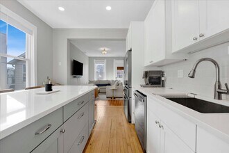 1728 N Wood St in Chicago, IL - Building Photo - Building Photo