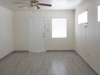 4679 Weaver Rd photo'