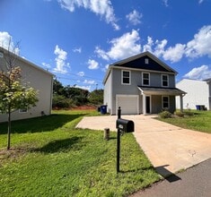 4024 Gibb Ct in Winston-Salem, NC - Building Photo - Building Photo