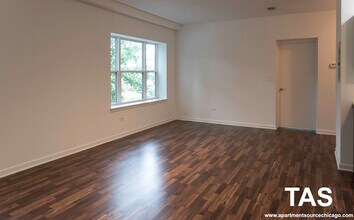 1544 W Glenlake Ave in Chicago, IL - Building Photo - Building Photo