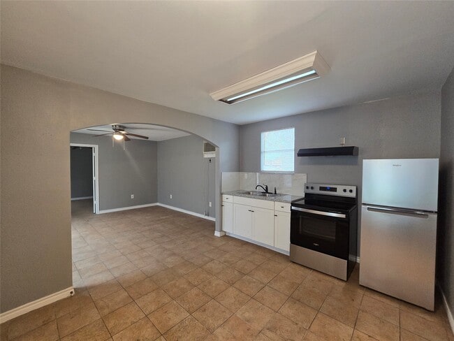 3231 Angelfish Cove in Baytown, TX - Building Photo - Building Photo