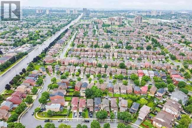 property at 60 Cranberry Crescent