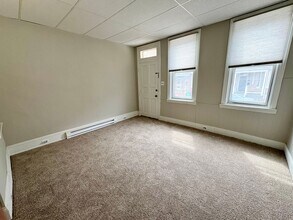 327 Smyser St in York, PA - Building Photo - Building Photo