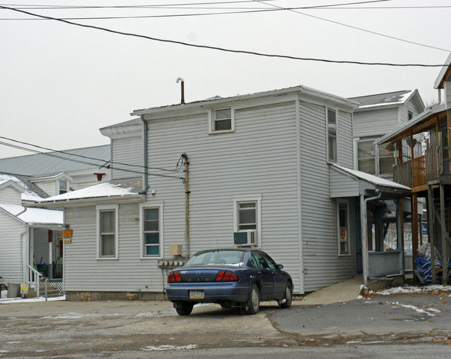 102 Turnpike St in Bellefonte, PA - Building Photo - Building Photo