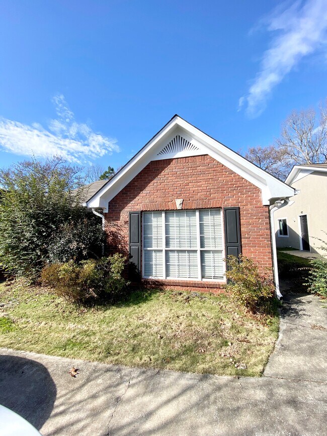 729 3rd St NE Rentals in Alabaster, AL