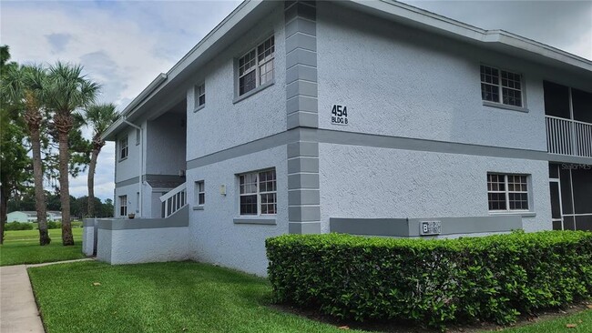 property at 454 Fairways Cir
