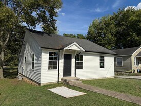 102 W 15th Ave in Bowling Green, KY - Building Photo