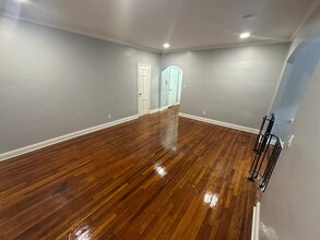 29 S Munn Ave in East Orange, NJ - Building Photo - Building Photo