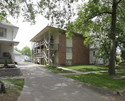 4609 Bancroft Ave Apartments