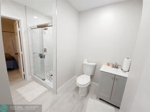7904 Venetian St in Miramar, FL - Building Photo - Building Photo