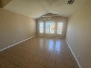 5030 60th Dr E in Bradenton, FL - Building Photo - Building Photo