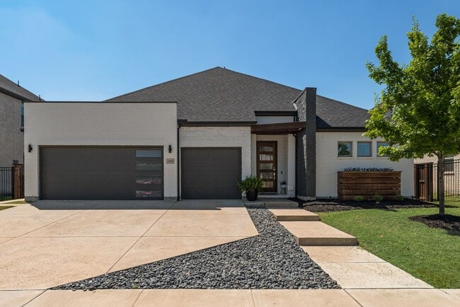 property at 2551 Wiregrass Rd