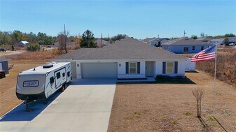 13574 SW 47th Cir in Ocala, FL - Building Photo