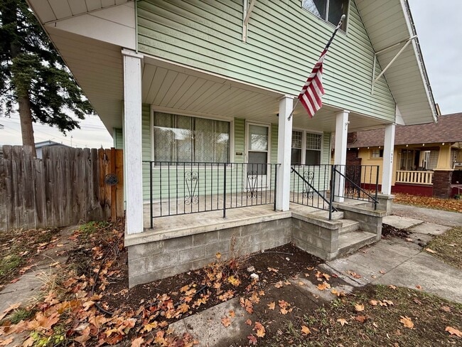 1924 E Wellesley Ave in Spokane, WA - Building Photo - Building Photo