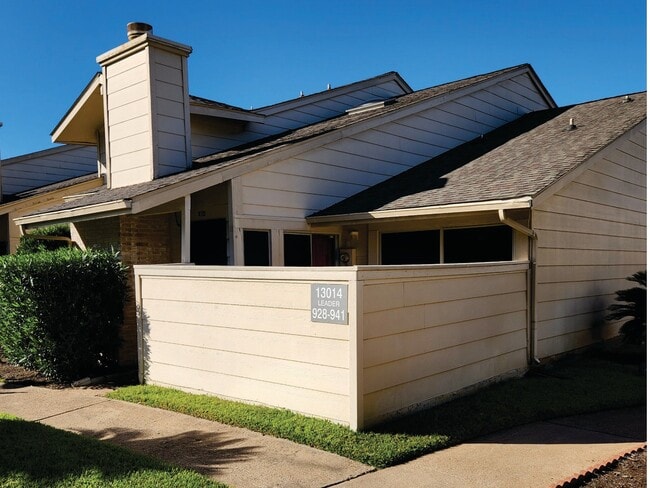 13014 Leader St in Houston, TX - Building Photo - Building Photo