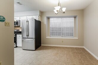 18606 Hiddenbay Way in Spring, TX - Building Photo - Building Photo