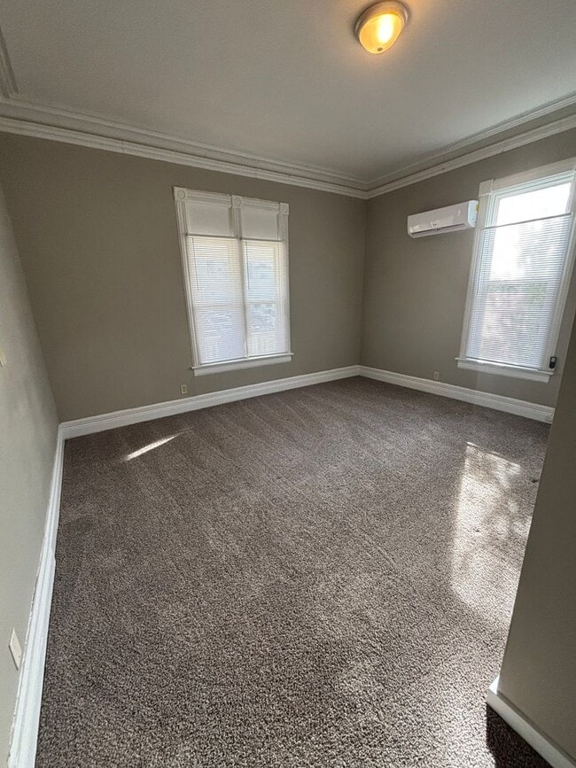 1023-1025 N Campbell Ave in Springfield, MO - Building Photo - Building Photo