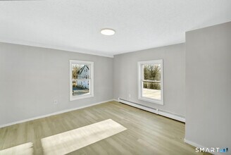 31 Cossett St in Waterbury, CT - Building Photo - Building Photo