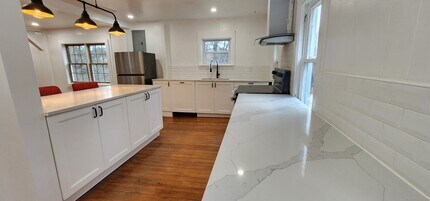1206 Bassett Rd in Watertown, CT - Building Photo - Building Photo