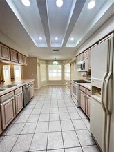 8642 Cypress Lakes Blvd in New Port Richey, FL - Building Photo - Building Photo