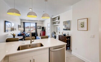 2835 W 24th Ave in Denver, CO - Building Photo