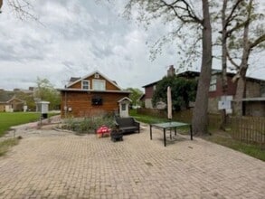 4614 Gilbert Ave in Western Springs, IL - Building Photo - Building Photo