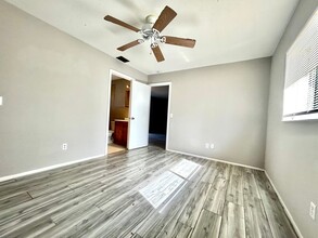 2260-2262 Stella St in Ft. Myers, FL - Building Photo - Building Photo