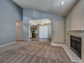 Lexington Commons in Bartlesville, OK - Building Photo - Building Photo