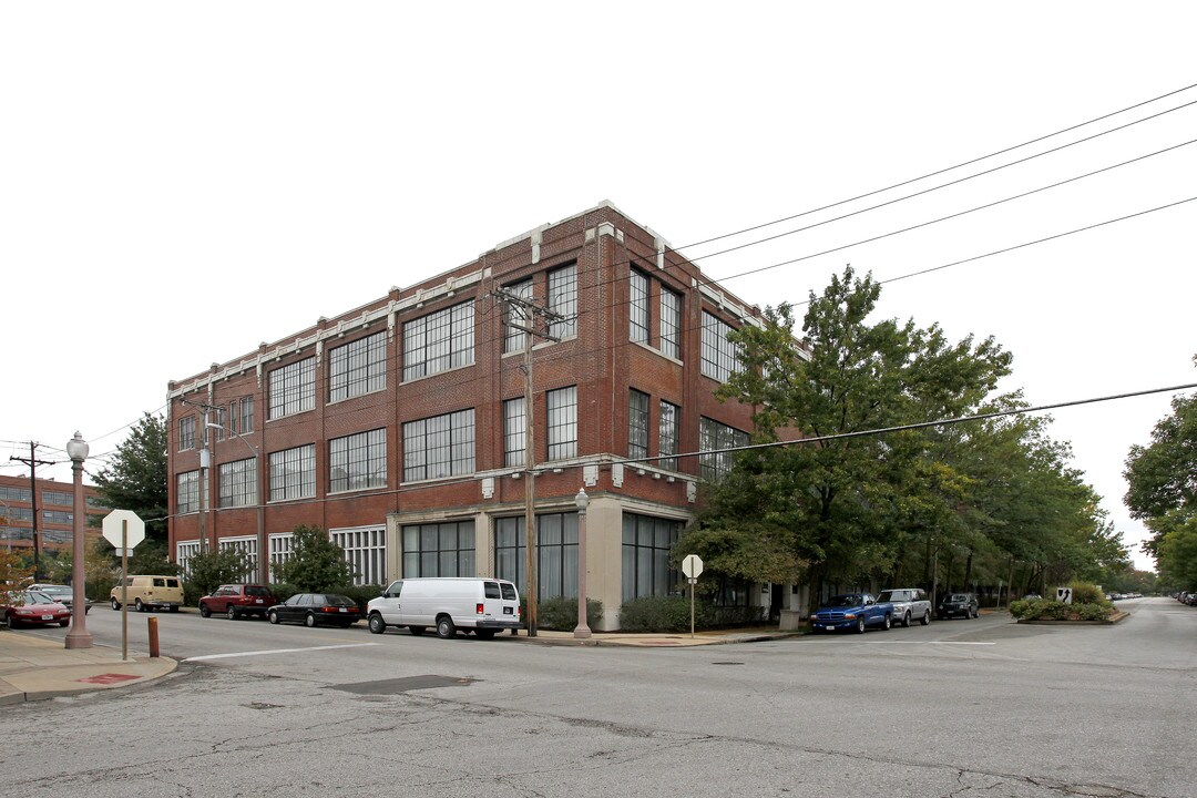 Dorris Loft Condo in St. Louis, MO - Building Photo