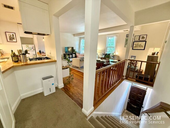 201 8th St SE in Washington, DC - Building Photo - Building Photo