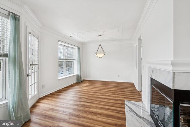 1010 Crestmont Dr in Mantua, NJ - Building Photo - Building Photo