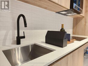 127 Broadway Ave in Toronto, ON - Building Photo - Building Photo