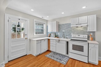 1013 N Buchanan Blvd in Durham, NC - Building Photo - Building Photo
