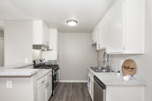 ELEVATE APARTMENT HOMES in Placentia, CA - Building Photo