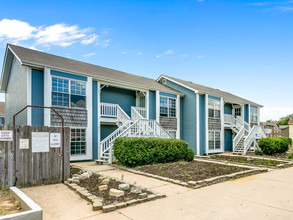 8 Unit Apartment in Wichita, KS - Building Photo - Other