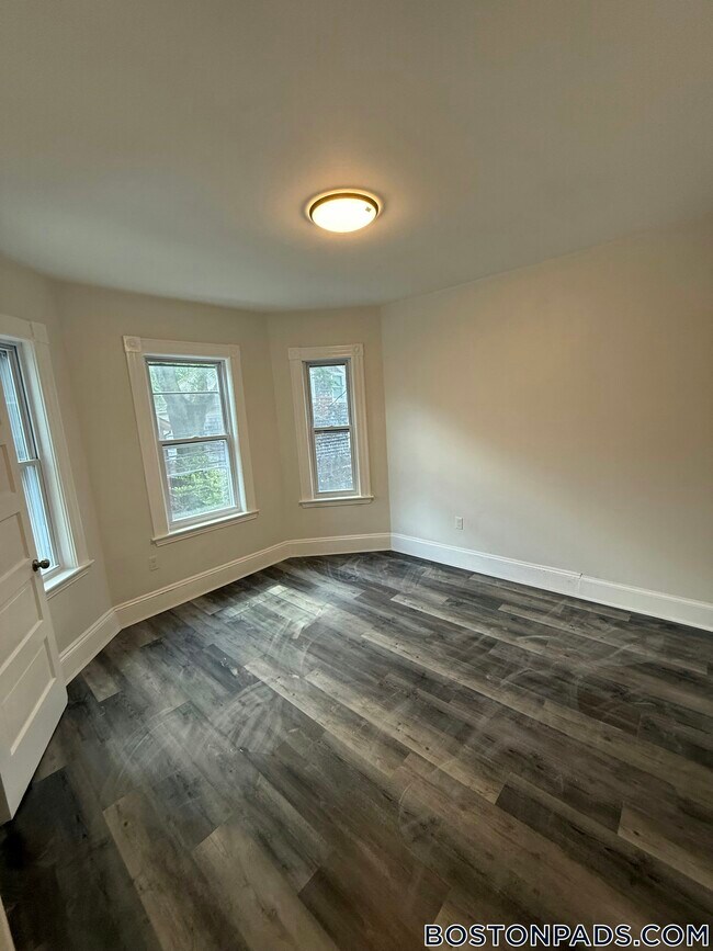 33 Hancock St, Unit 1 in Cambridge, MA - Building Photo - Building Photo