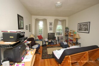 1340A Commonwealth Ave, Unit 33 in Boston, MA - Building Photo - Building Photo