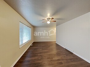 845 Grove Creek Dr in Pleasant Grove, UT - Building Photo - Building Photo