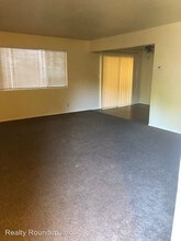 7720 Brentwood Dr in Stockton, CA - Building Photo - Building Photo