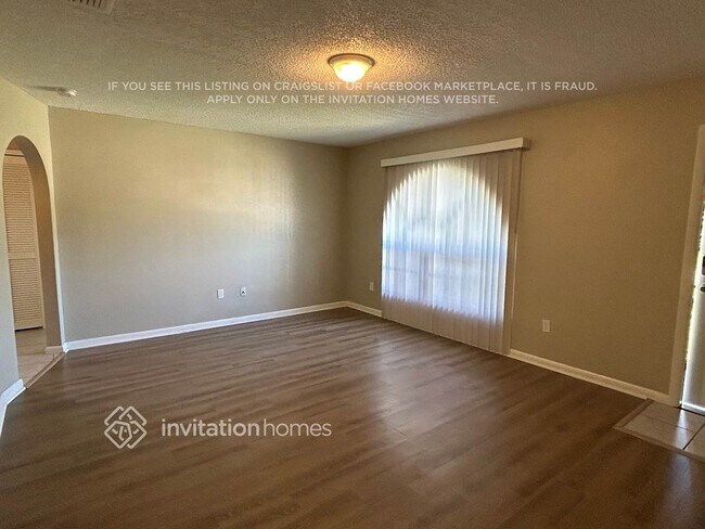 1012 SE 42nd Ln in Cape Coral, FL - Building Photo - Building Photo