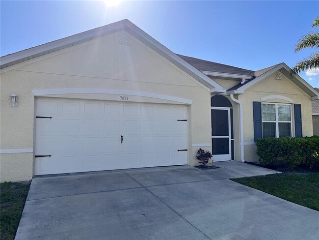 7053 Waterford Pkwy in Punta Gorda, FL - Building Photo - Building Photo