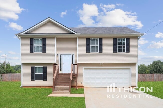 property at 111 Elder Dr SE