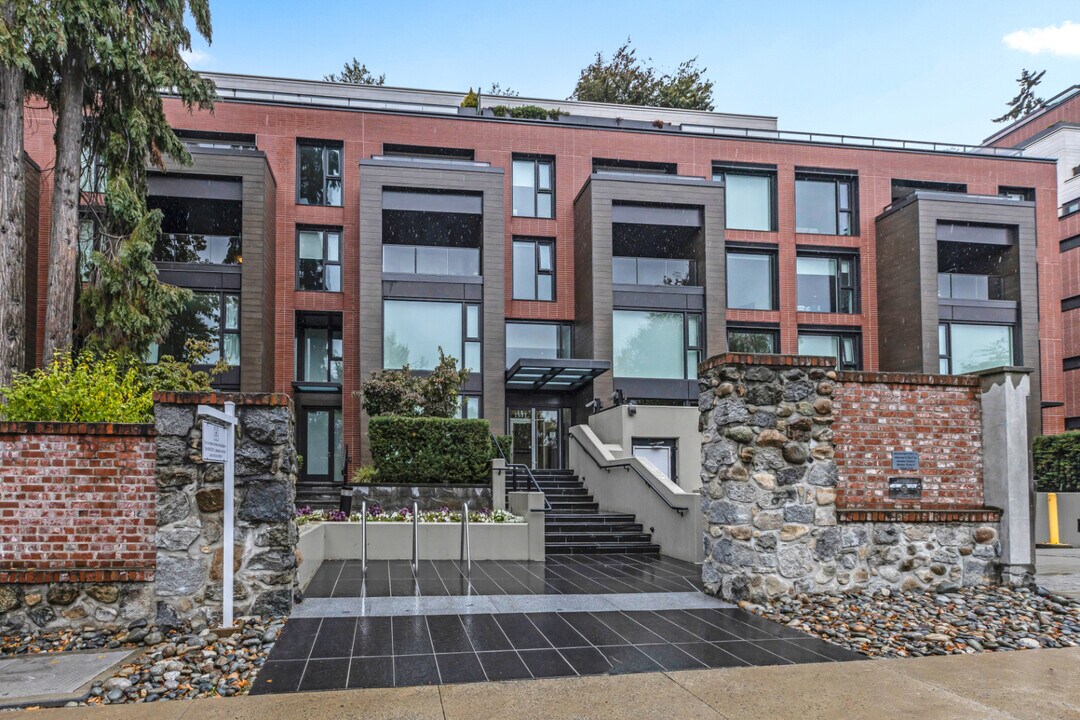 1571 W 57th Ave, Unit 612 in Vancouver, BC - Building Photo
