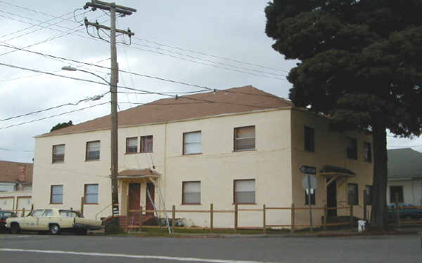 5201 West St in Oakland, CA - Building Photo - Building Photo