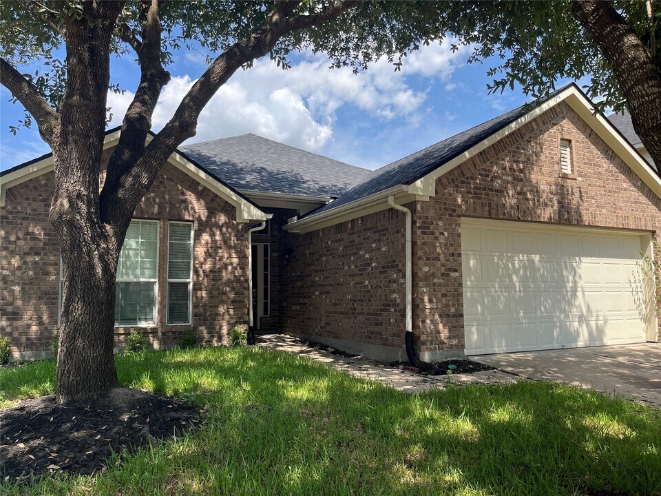 8514 Sweetstone Field Ct in Cypress, TX - Building Photo